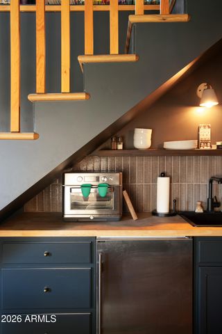 2549 N MITCHELL Street, Phoenix, AZ 85006