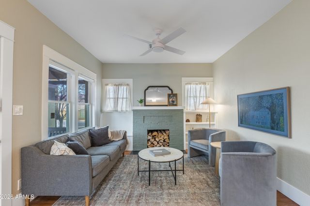 2549 N MITCHELL Street, Phoenix, AZ 85006