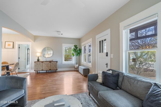 2549 N MITCHELL Street, Phoenix, AZ 85006