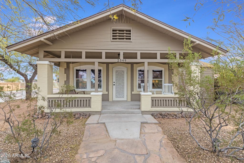 2549 N MITCHELL Street, Phoenix, AZ 85006