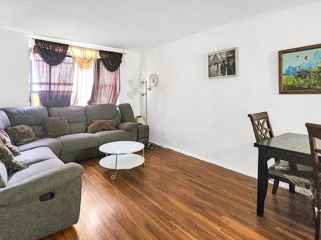 139-15 28th Rd. 1F, Flushing, NY 11354