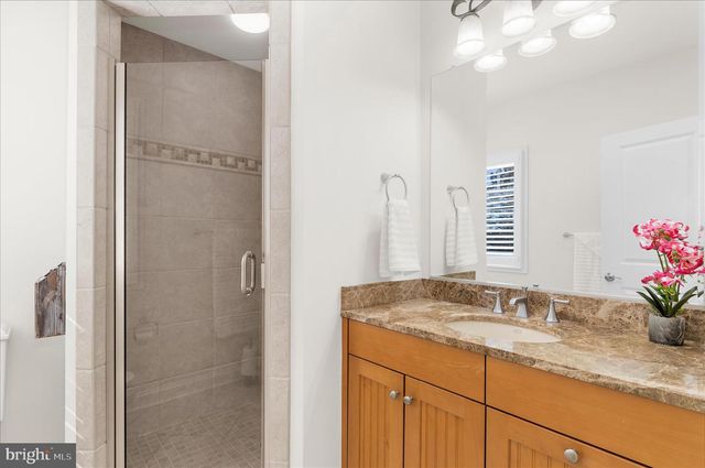 518 NARROWS POINTE DR, Grasonville, MD 21638