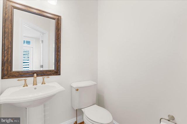 518 NARROWS POINTE DR, Grasonville, MD 21638