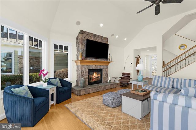 518 NARROWS POINTE DR, Grasonville, MD 21638