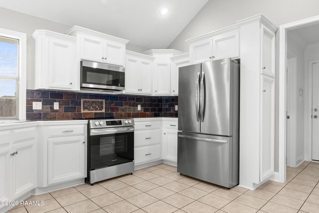 106 Country Mile Drive, Youngsville, LA 70592
