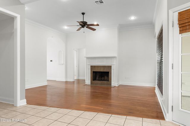 106 Country Mile Drive, Youngsville, LA 70592