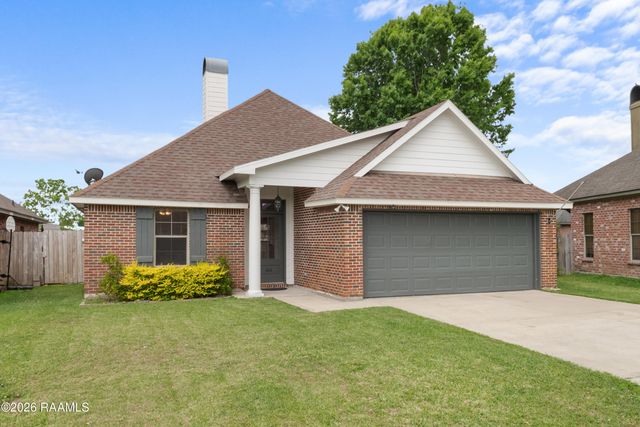 106 Country Mile Drive, Youngsville, LA 70592