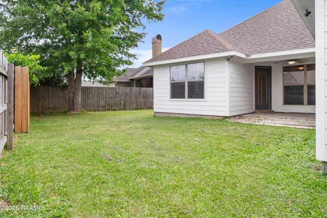 106 Country Mile Drive, Youngsville, LA 70592