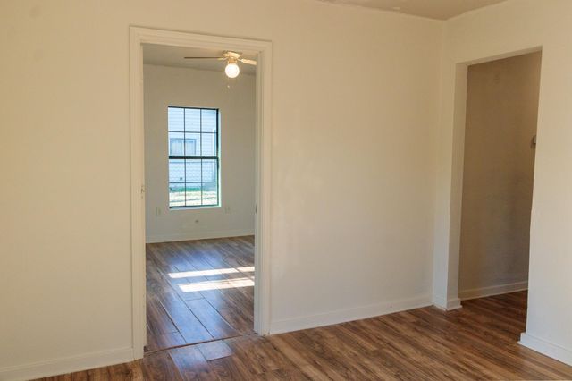 209 Dr MLK Jr Drive, Gladewater, TX 75647