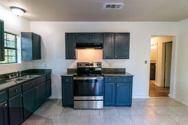 209 Dr MLK Jr Drive, Gladewater, TX 75647