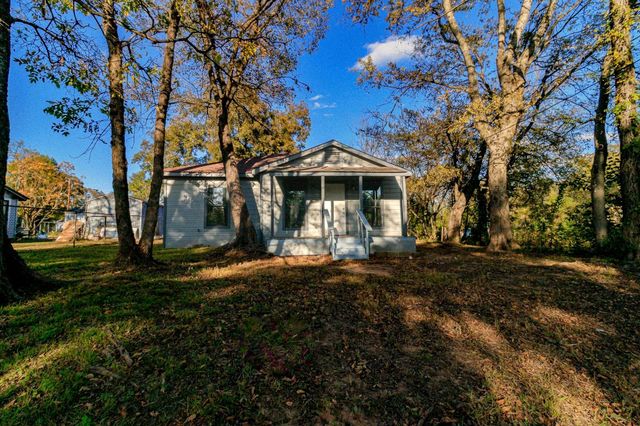 209 Dr MLK Jr Drive, Gladewater, TX 75647