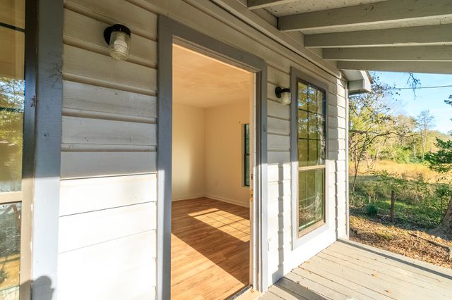 209 Dr MLK Jr Drive, Gladewater, TX 75647