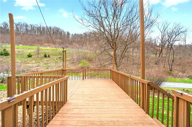 1270 Mudlick Hollow Rd, Brighton Twp, PA 15009