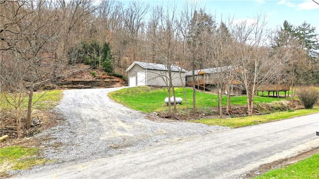 1270 Mudlick Hollow Rd, Brighton Twp, PA 15009
