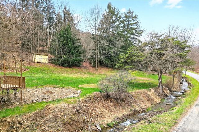 1270 Mudlick Hollow Rd, Brighton Twp, PA 15009