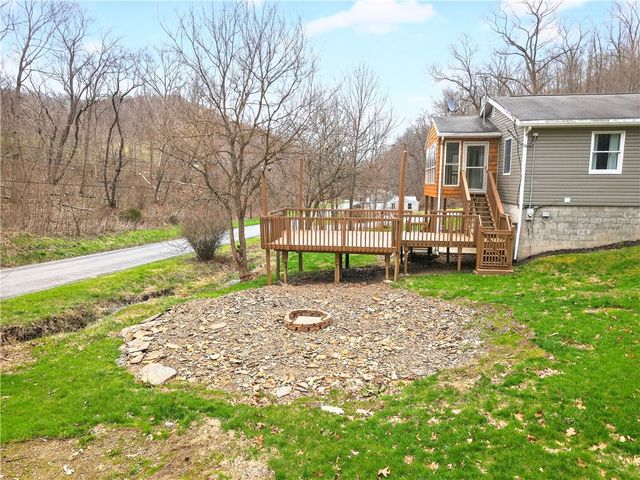 1270 Mudlick Hollow Rd, Brighton Twp, PA 15009