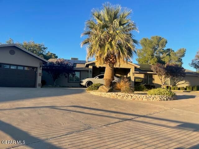 10953 GARY PLAYER Drive, El Paso, TX 79935