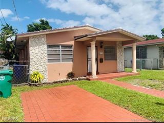 5873 SW 3rd St, Miami, FL 33144