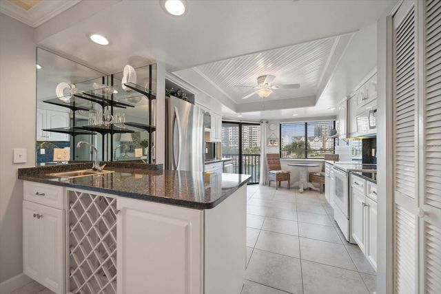 1651 SAND KEY ESTATES COURT 28, Clearwater Beach, FL 33767