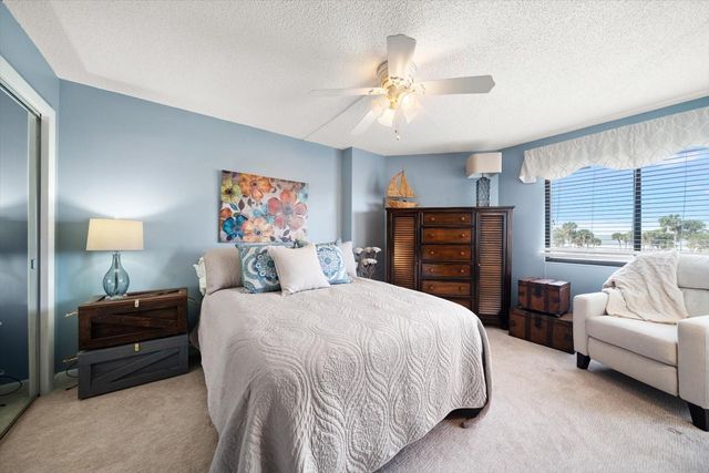 1651 SAND KEY ESTATES COURT 28, Clearwater Beach, FL 33767