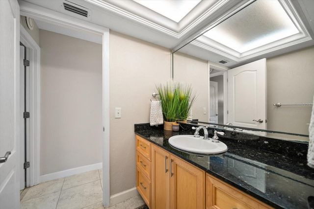 1651 SAND KEY ESTATES COURT 28, Clearwater Beach, FL 33767