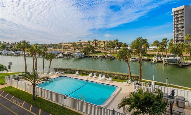 1651 SAND KEY ESTATES COURT 28, Clearwater Beach, FL 33767