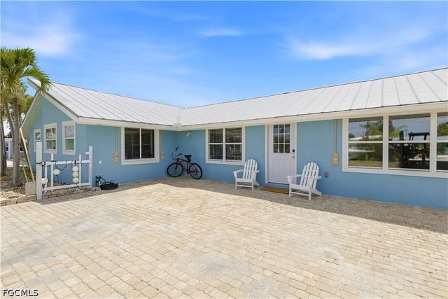 2669 Coco Plum DR, Matlacha, FL 33993
