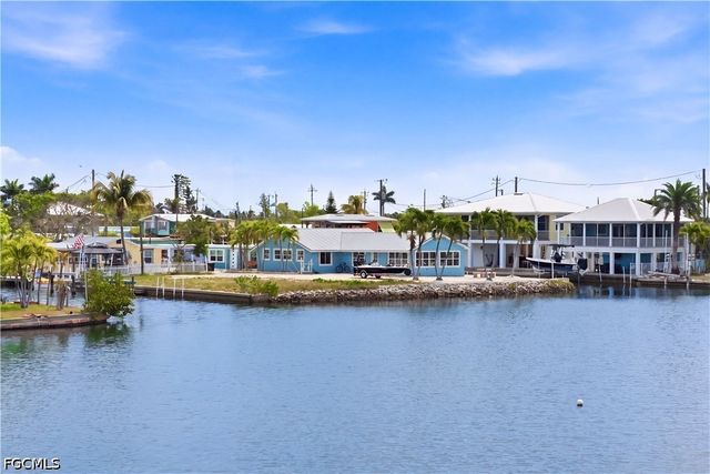 2669 Coco Plum DR, Matlacha, FL 33993