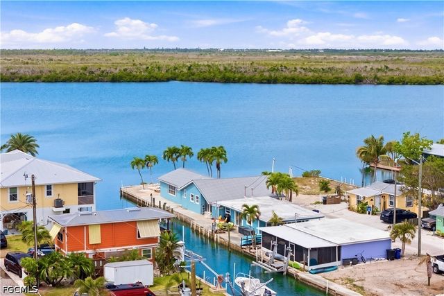 2669 Coco Plum DR, Matlacha, FL 33993
