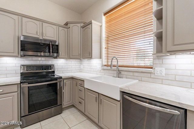 2607 E MELROSE Street, Gilbert, AZ 85297