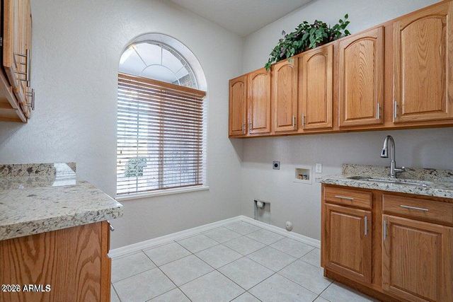 2607 E MELROSE Street, Gilbert, AZ 85297