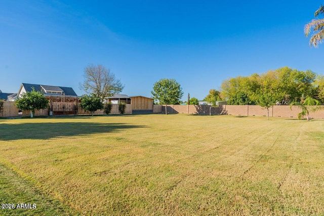 2607 E MELROSE Street, Gilbert, AZ 85297