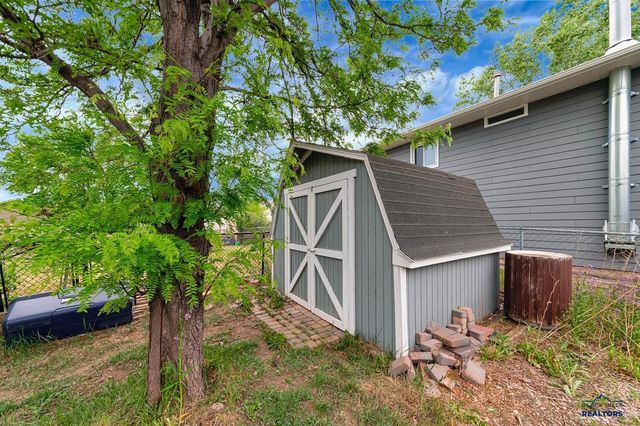 4810 SAND CREEK CT, Rapid City, SD 57703