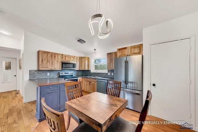 4810 SAND CREEK CT, Rapid City, SD 57703