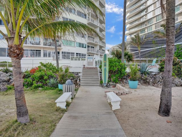 710 N OCEAN BL 910, Pompano Beach, FL 33062