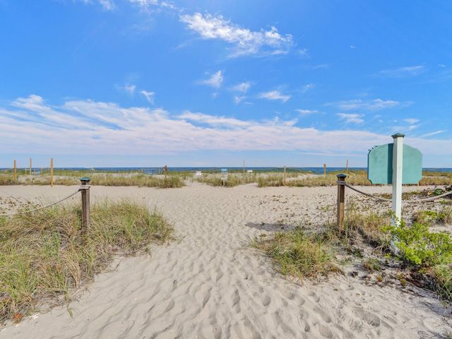 710 N OCEAN BL 910, Pompano Beach, FL 33062