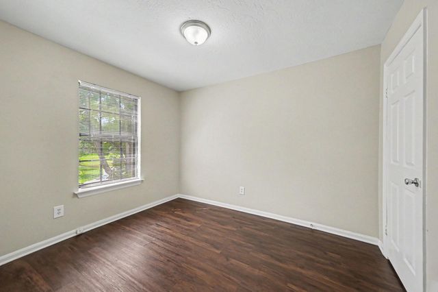 2403 Horseshoe Lane, Richmond, TX 77406