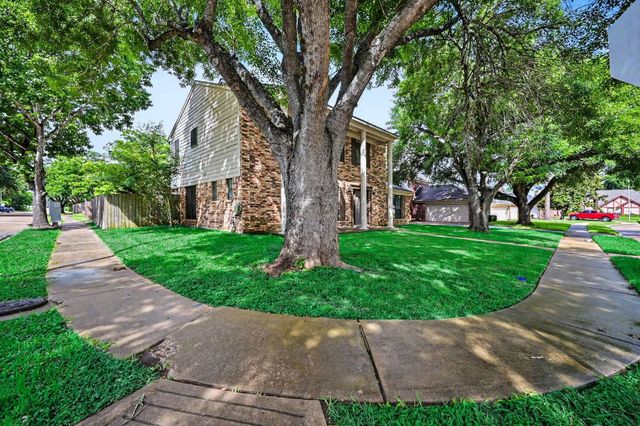 2403 Horseshoe Lane, Richmond, TX 77406