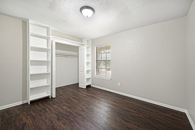 2403 Horseshoe Lane, Richmond, TX 77406
