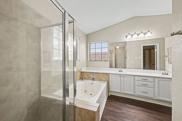 2403 Horseshoe Lane, Richmond, TX 77406