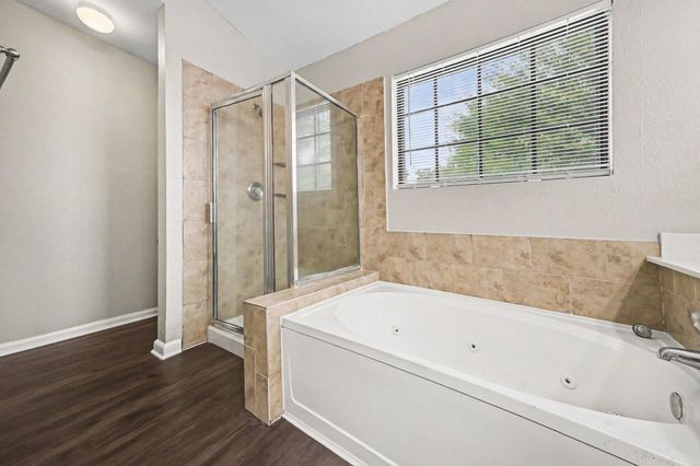 2403 Horseshoe Lane, Richmond, TX 77406