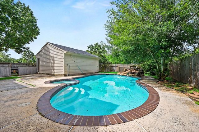 2403 Horseshoe Lane, Richmond, TX 77406