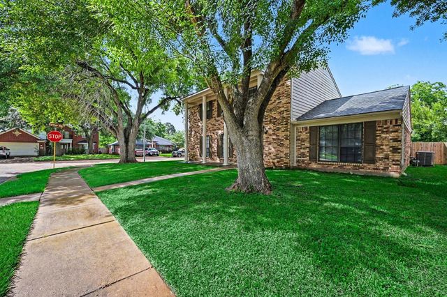 2403 Horseshoe Lane, Richmond, TX 77406