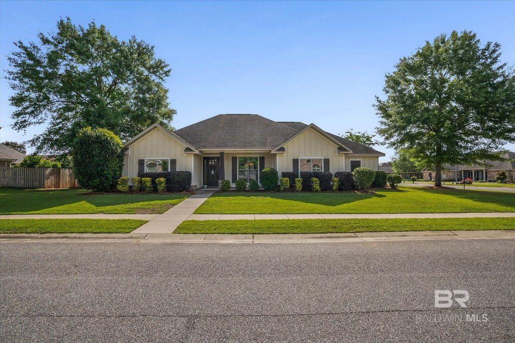9649 Widgeon Court, Daphne, AL 36526