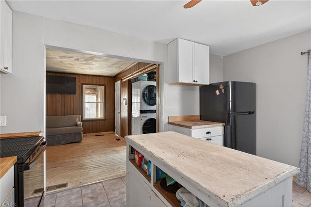 135 Roland DR, Hampton, VA 23669