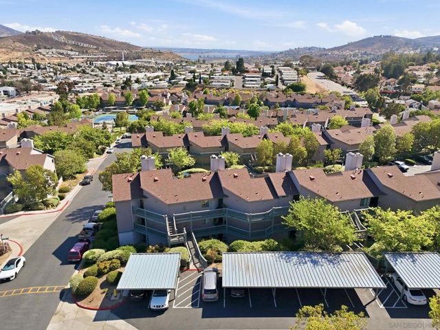 3003 Blue Oak Ct, Spring Valley, CA 91978