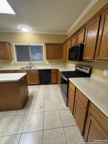 5867 Creekway, San Antonio, TX 78247