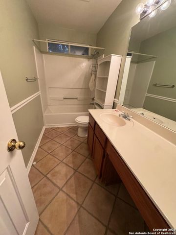 5867 Creekway, San Antonio, TX 78247