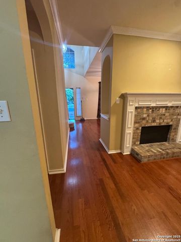 5867 Creekway, San Antonio, TX 78247