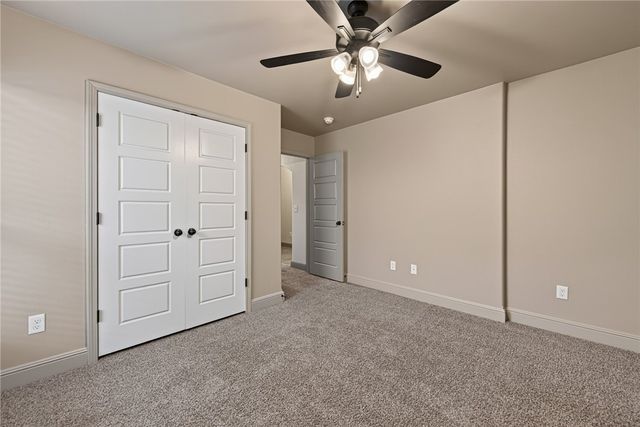 5901 NW Reynolds Street, Bentonville, AR 72713